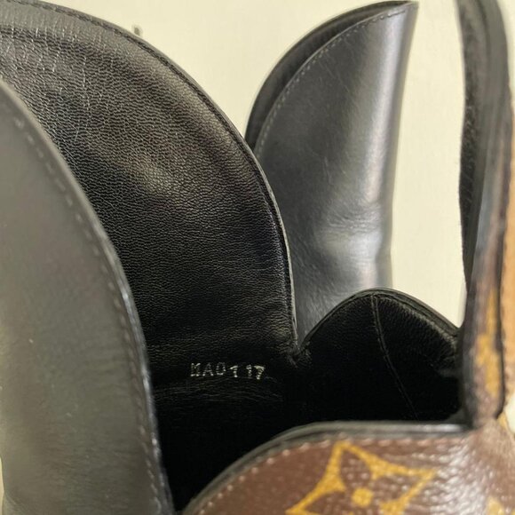 LOUIS VUITTON - Picture 5 of 5